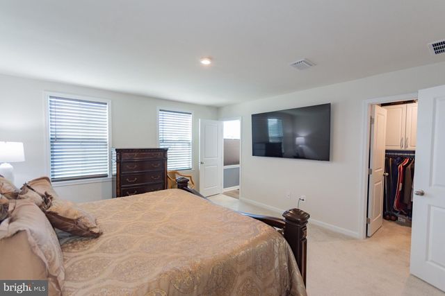 236 SURPLUS RD, Inwood, WV 25428