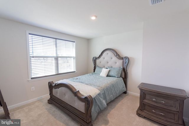 236 SURPLUS RD, Inwood, WV 25428