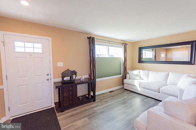 236 SURPLUS RD, Inwood, WV 25428