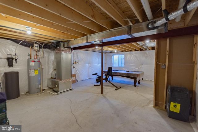 236 SURPLUS RD, Inwood, WV 25428