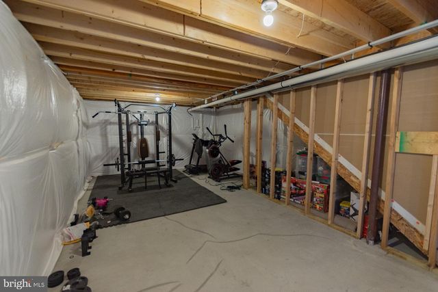 236 SURPLUS RD, Inwood, WV 25428