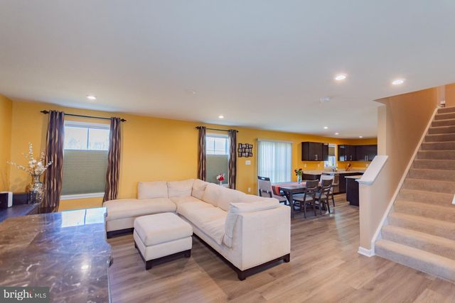 236 SURPLUS RD, Inwood, WV 25428