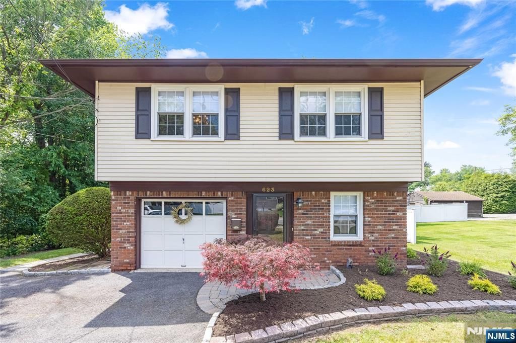 623 Hillsdale Avenue, Hillsdale, NJ 07642