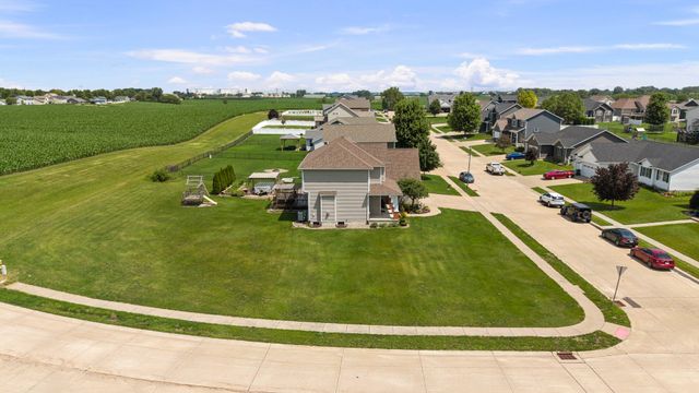 6104 Fillmore Street, Davenport, IA 52806