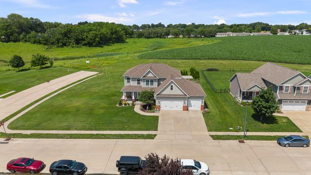 6104 Fillmore Street, Davenport, IA 52806