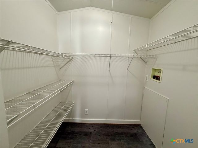 1003 W Toledo Street, Seadrift, TX 77983