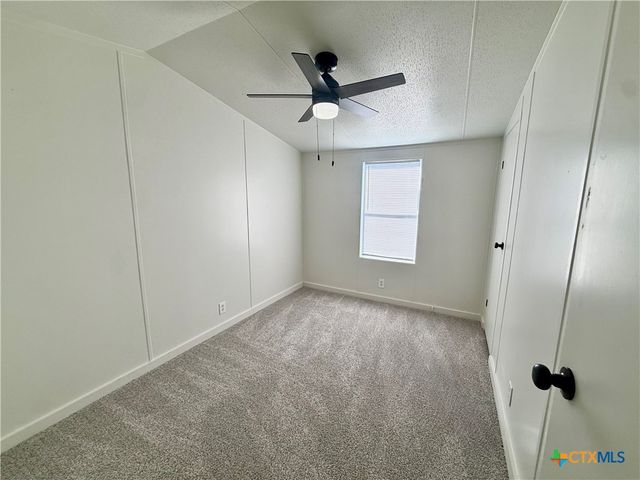 1003 W Toledo Street, Seadrift, TX 77983