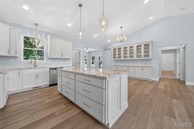 130 Bristol Ridge Drive, Troy, MO 63379