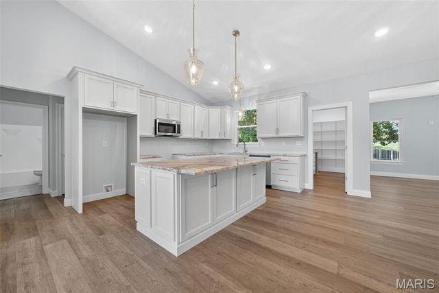 130 Bristol Ridge Drive, Troy, MO 63379
