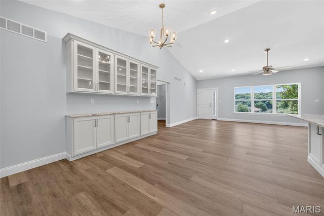 130 Bristol Ridge Drive, Troy, MO 63379