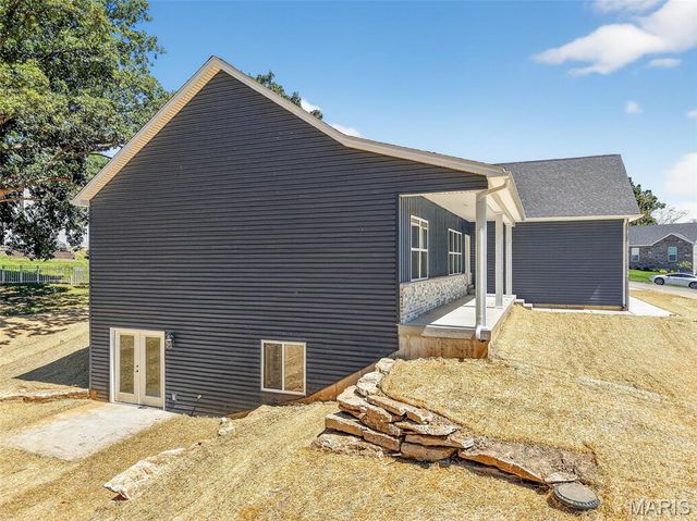 130 Bristol Ridge Drive, Troy, MO 63379