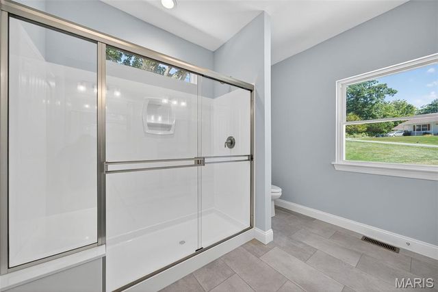 130 Bristol Ridge Drive, Troy, MO 63379