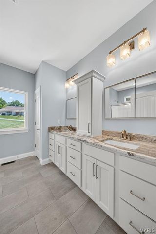130 Bristol Ridge Drive, Troy, MO 63379