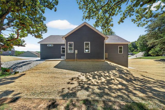 130 Bristol Ridge Drive, Troy, MO 63379