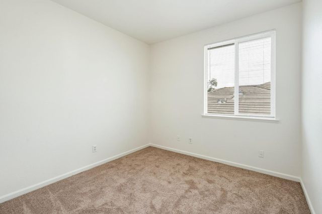 8340 Cantwell Dr, Elk Grove, CA 95624