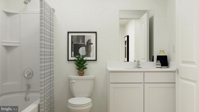 11 OLD SCHOOL HOUSE RD, Sicklerville, NJ 08081