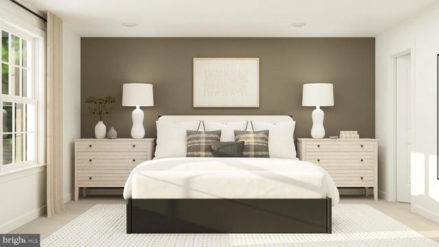 11 OLD SCHOOL HOUSE RD, Sicklerville, NJ 08081