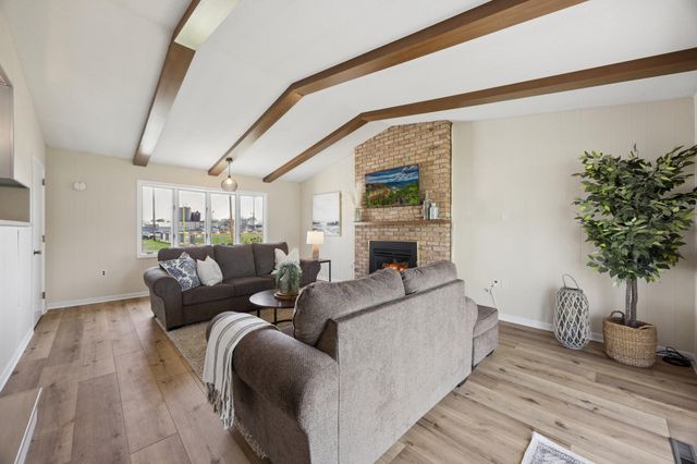 3590 Laverne Avenue N, Lake Elmo, MN 55042