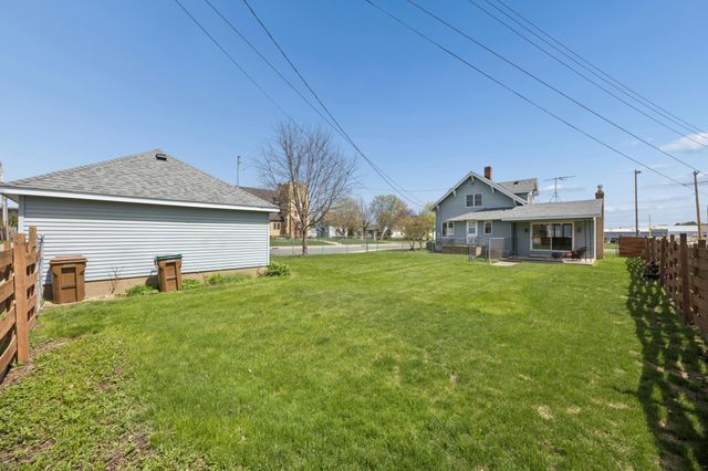 3590 Laverne Avenue N, Lake Elmo, MN 55042