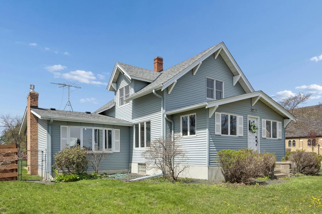 3590 Laverne Avenue N, Lake Elmo, MN 55042