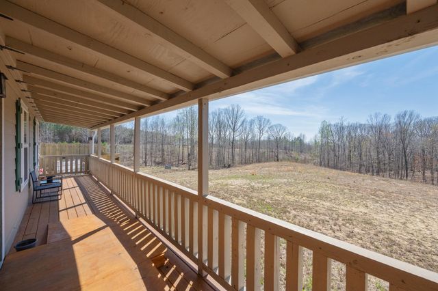 1700 FRANKS RD, Sugar Tree, TN 38380