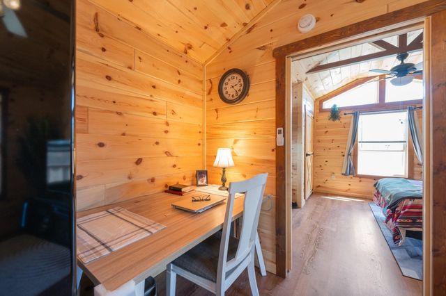 1700 FRANKS RD, Sugar Tree, TN 38380