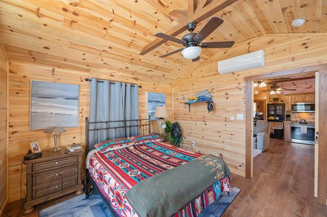 1700 FRANKS RD, Sugar Tree, TN 38380