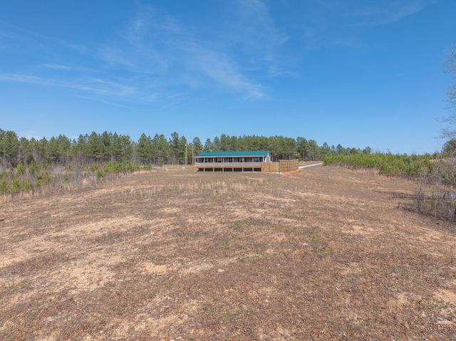 1700 FRANKS RD, Sugar Tree, TN 38380