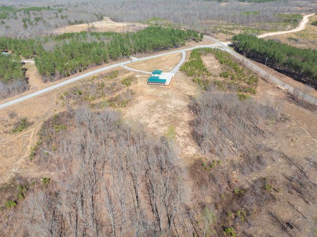 1700 FRANKS RD, Sugar Tree, TN 38380