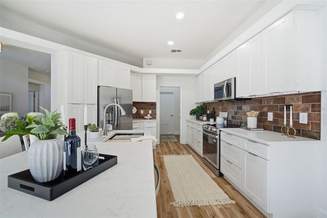 4406 RIVER OVERLOOK DRIVE, Valrico, FL 33596