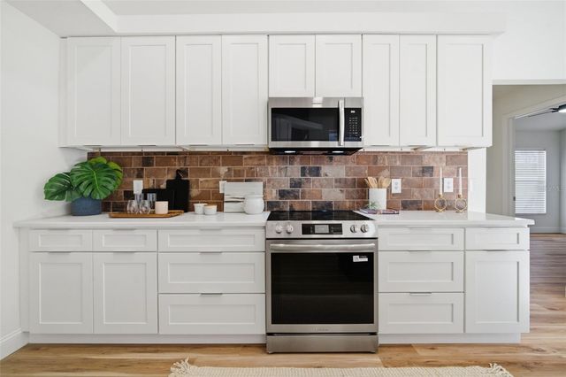 4406 RIVER OVERLOOK DRIVE, Valrico, FL 33596