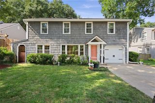 5504 W 51st Street, Roeland Park, KS 66202