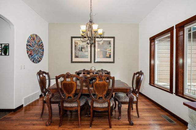 21615 N Green Pine Ln, Colbert, WA 99005