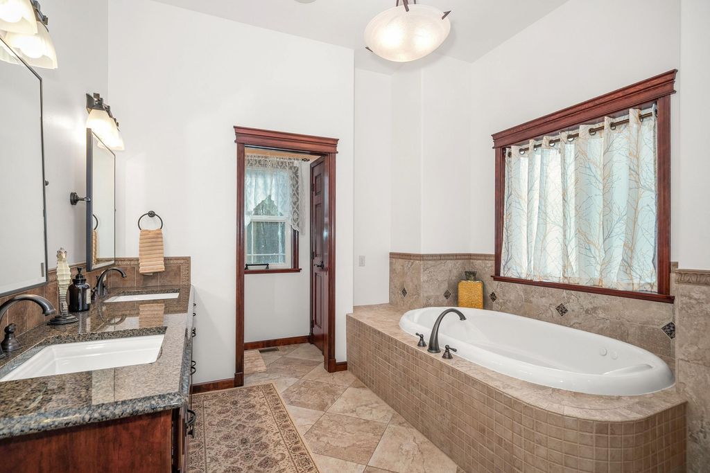 21615 N Green Pine Ln, Colbert, WA 99005 photo 29