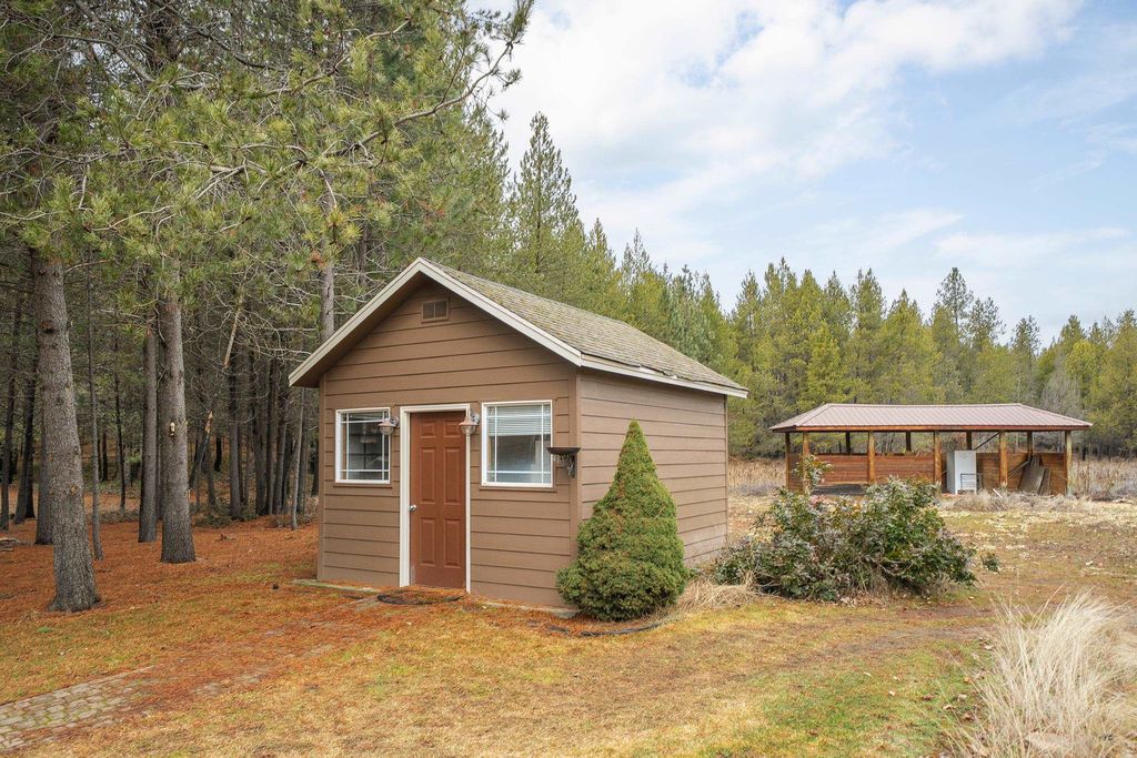 21615 N Green Pine Ln, Colbert, WA 99005 photo 4