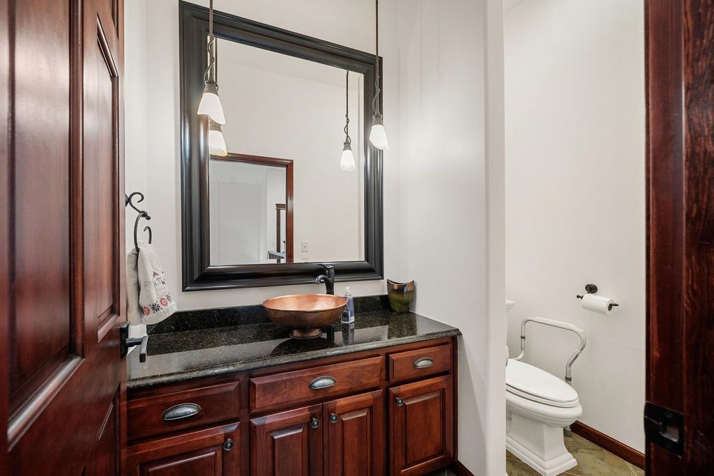 21615 N Green Pine Ln, Colbert, WA 99005 photo 32