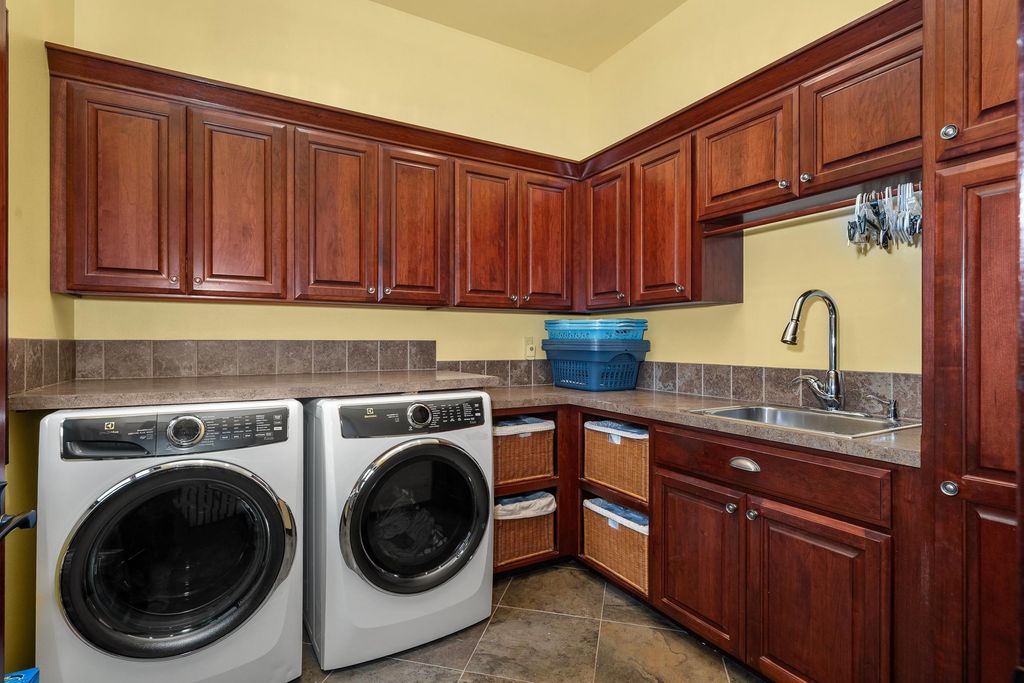 21615 N Green Pine Ln, Colbert, WA 99005 photo 33