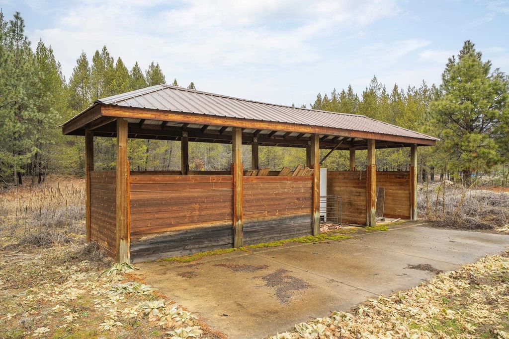 21615 N Green Pine Ln, Colbert, WA 99005 photo 6