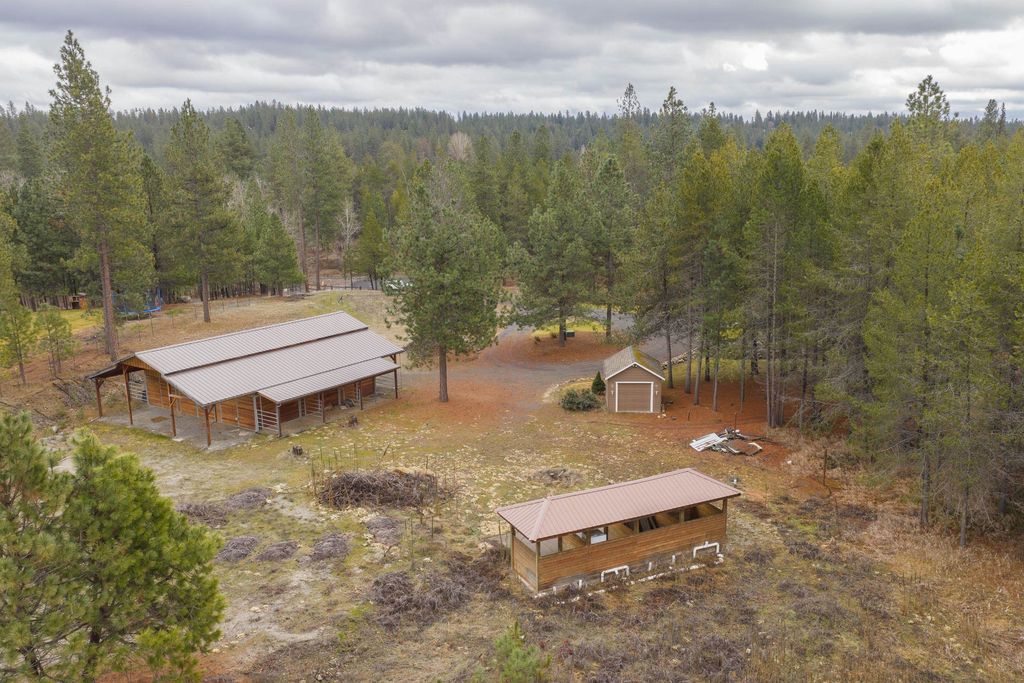 21615 N Green Pine Ln, Colbert, WA 99005 photo 8