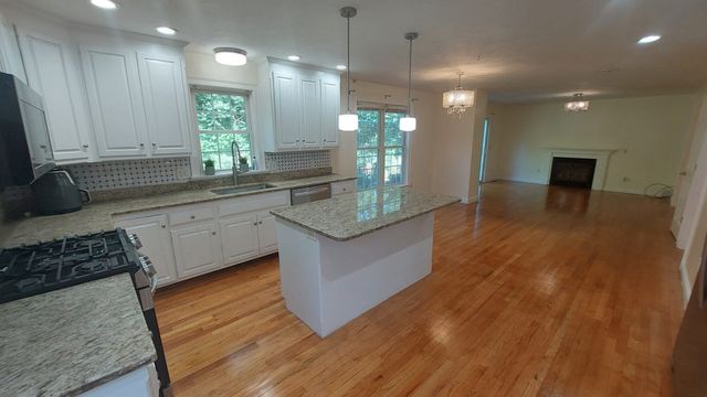 339 Poplar St., Boston, MA 02131