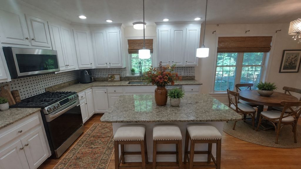 339 Poplar St., Boston, MA 02131