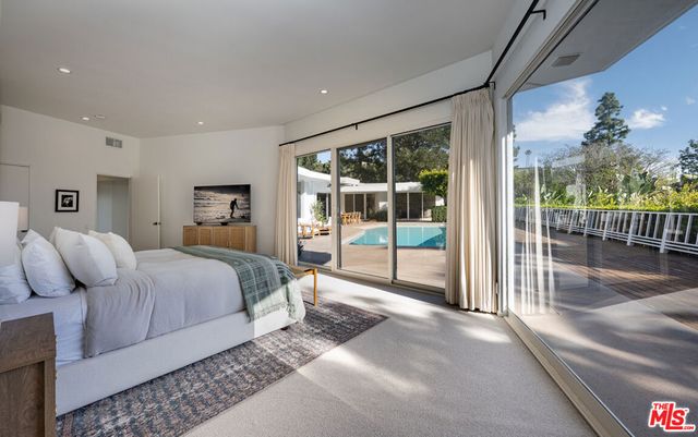 1121 Loma Vista Drive, Beverly Hills, CA 90210