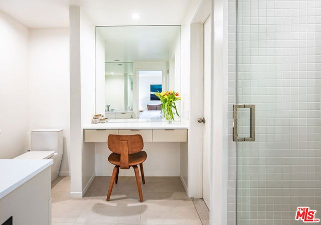 1121 Loma Vista Drive, Beverly Hills, CA 90210