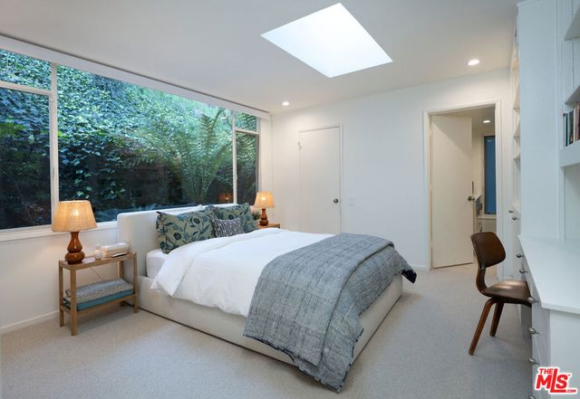 1121 Loma Vista Drive, Beverly Hills, CA 90210