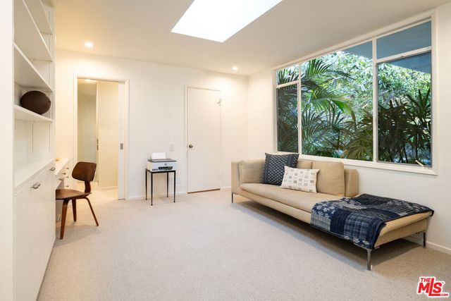 1121 Loma Vista Drive, Beverly Hills, CA 90210