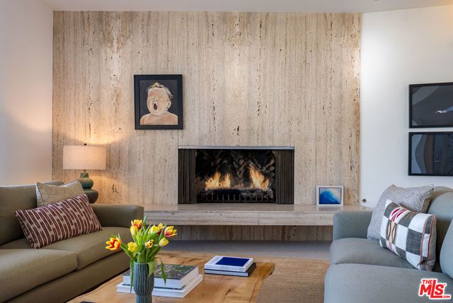 1121 Loma Vista Drive, Beverly Hills, CA 90210