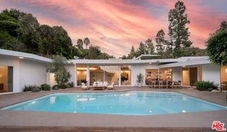 1121 Loma Vista Drive, Beverly Hills, CA 90210