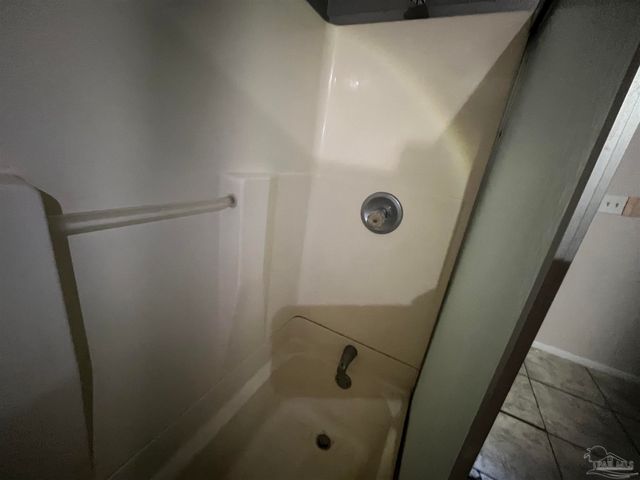 3115 W Gadsden St, Pensacola, FL 32501