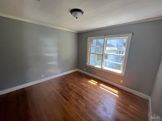 3115 W Gadsden St, Pensacola, FL 32501