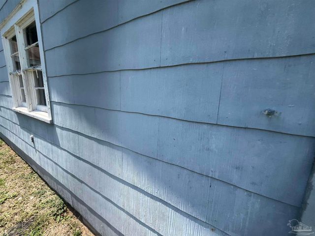 3115 W Gadsden St, Pensacola, FL 32501